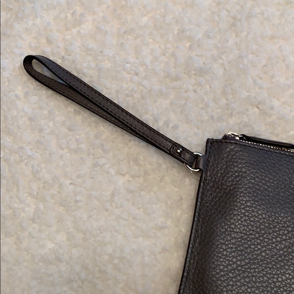 NWT Michael Kors Heather Gray Leather Wristlet - Picture 3 of 7